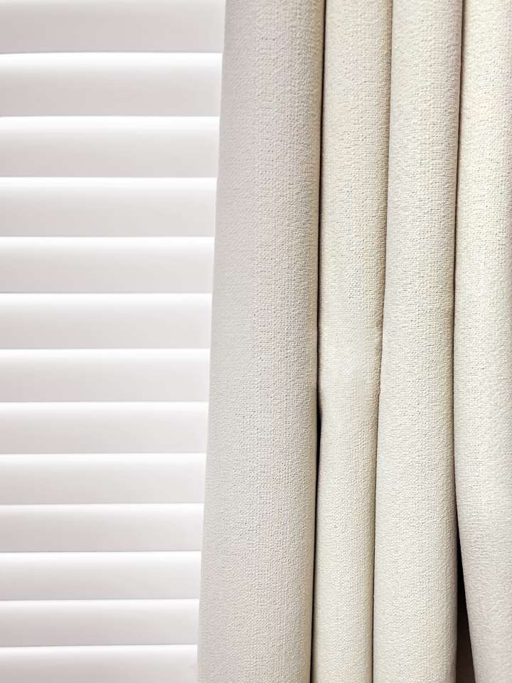 Mannada Korean Style Curtains　Blackout MND2002002 Blackout Dotted - Cream Motorized Blinds／Smart Blinds & Shades Child Safety／Cordless Blinds & Shades Blackout Blinds & Shades