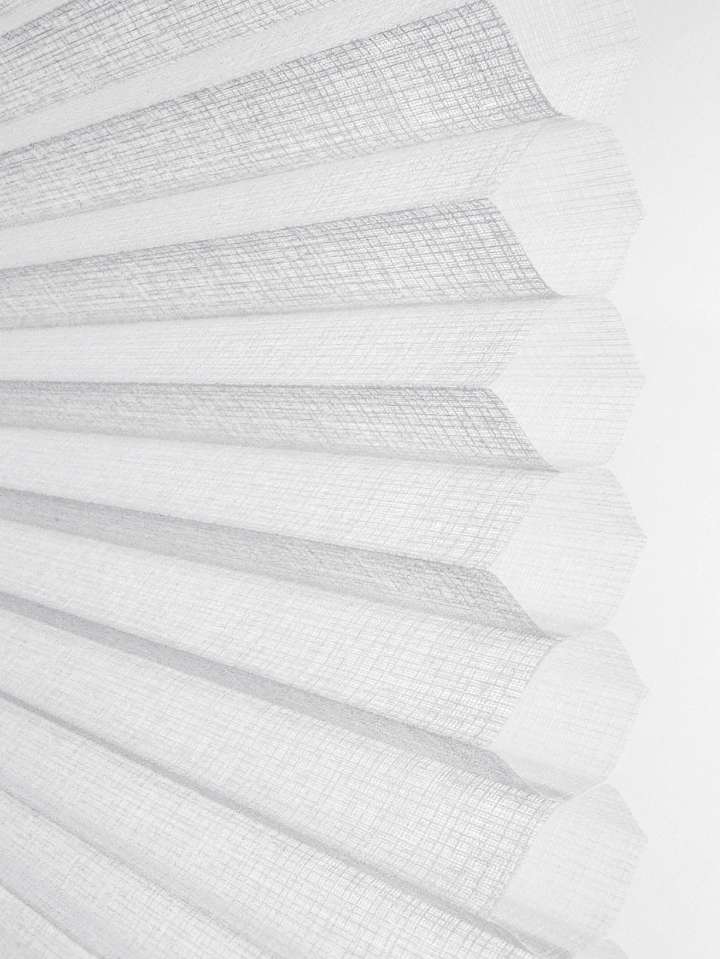 Celaro Honeycomb Shades　Sheer S37HC-001 Krado White Motorized Blinds／Smart Blinds & Shades Semi-Transparent Blinds & Shades Heat Insulation Blinds & Shades