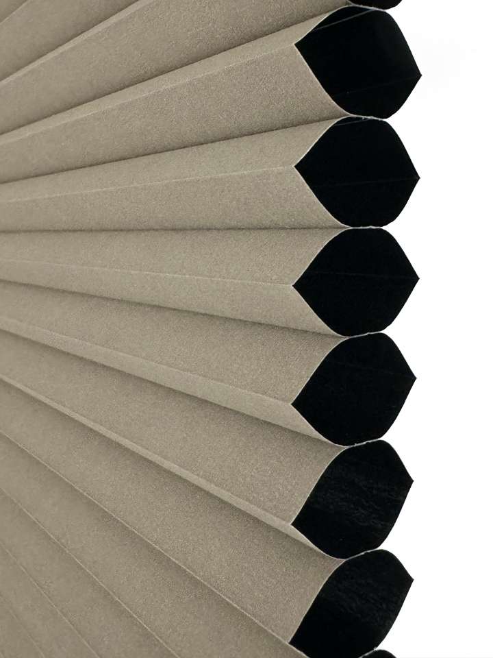 Celaro Honeycomb Shades　Blackout B32H-519 Nubo Stone Motorized Blinds／Smart Blinds & Shades Blackout Blinds & Shades Heat Insulation Blinds & Shades