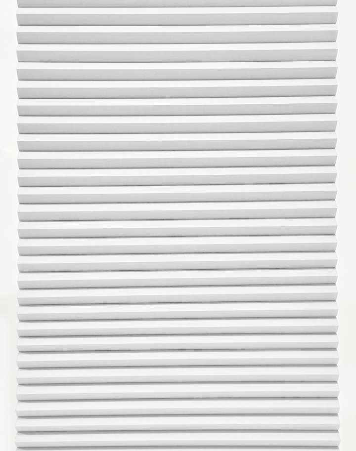 Celaro Honeycomb Shades　Blackout B32H-001 Nubo White Motorized Blinds／Smart Blinds & Shades Blackout Blinds & Shades Heat Insulation Blinds & Shades