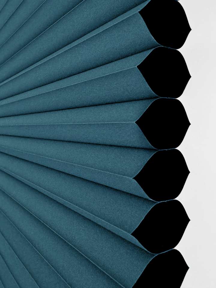 Celaro Honeycomb Shades　Blackout B38HE-094 Stofo Teal Motorized Blinds／Smart Blinds & Shades Blackout Blinds & Shades Heat Insulation Blinds & Shades